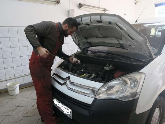 Moto rady Autokliniki - olej, ważna rzecz