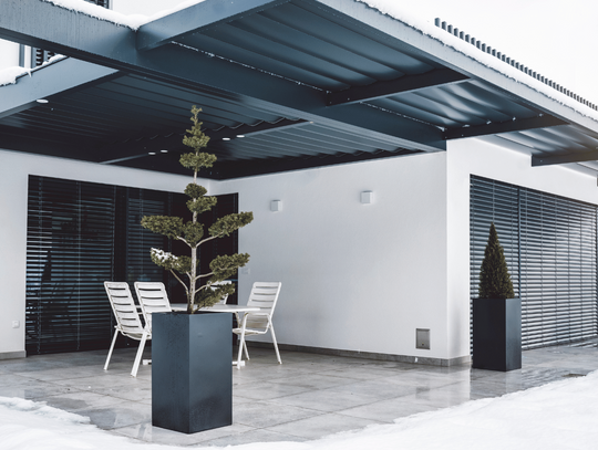 Ogrody zimowe i konstrukcje stalowe dla nowoczesnych przestrzeni