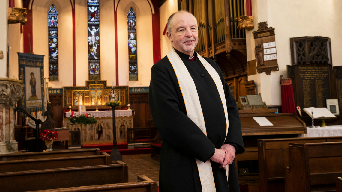 Ile powinno być w kopercie dla księdza? Wierni podali, ile do niej włożą Ile powinno być w kopercie dla księdza? Wierni podali, ile do niej włożą