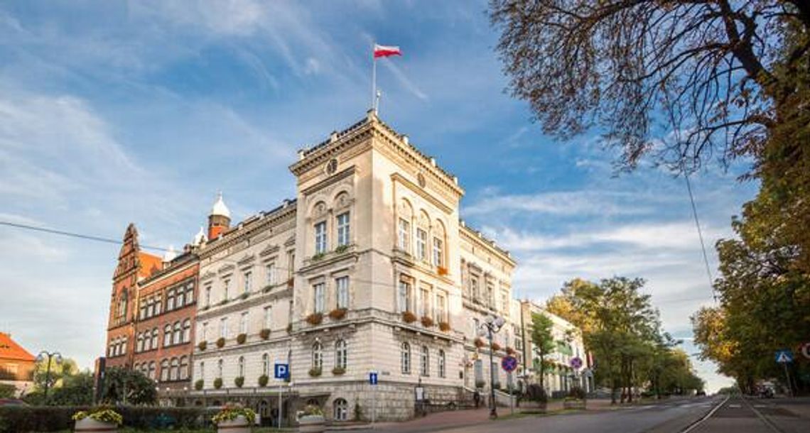 Zwyciężyła troska o miasto