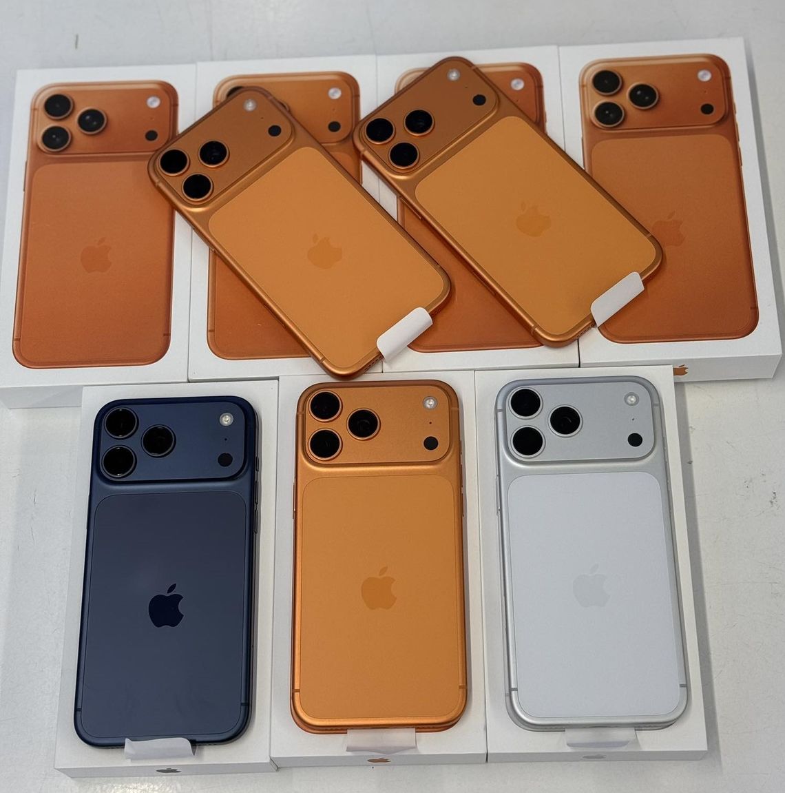 Apple iPhone 17 Pro Max, iPhone 17 Pro, iPhone 17 , iPhone Air , iPhone 16 Pro Max, iPhone 16 Pro Apple iPhone 17 Pro Max, iPhone 17 Pro, iPhone 17 , iPhone Air , iPhone 16 Pro Max, iPhone 16 Pro